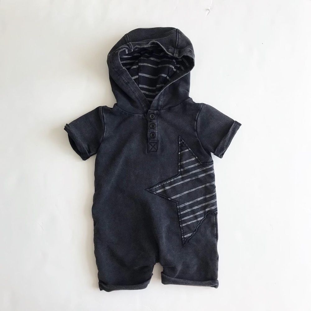 Fierce Frank black/gray washed out romper EUC 3-6m